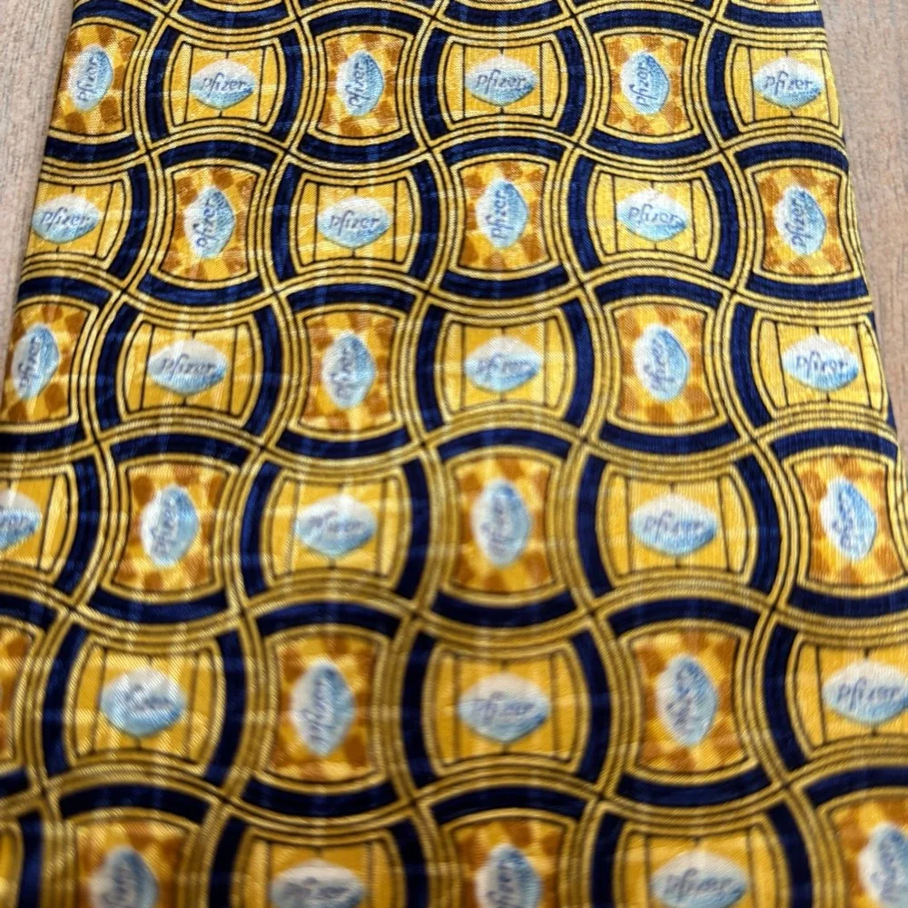 Pfizer men’s‎ 100% silk tie the blue pill